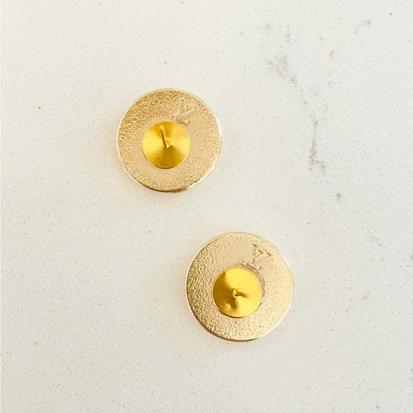 Luxury Gold/Brown Signature Logo Repurposed Button Earrings 18mm - Picture 2 of 2